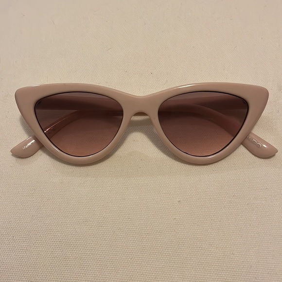 Aldo sunglasses - Picture 4 of 5